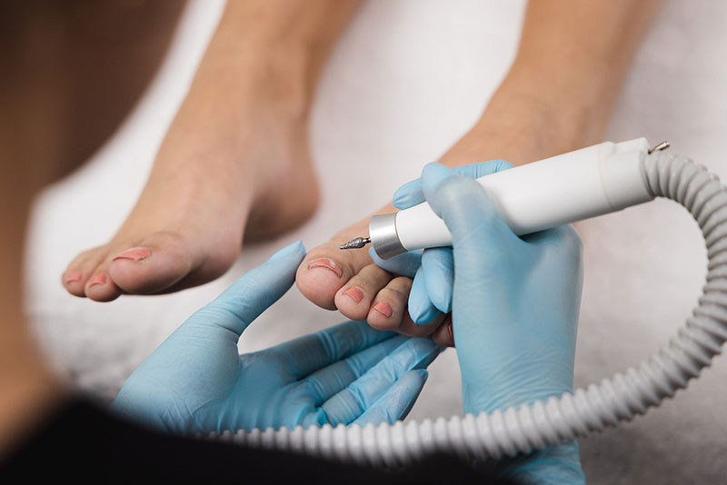 Jalkahoito ja Käsihoito Helsinki – Terveyttä ja Kauneutta Kampin Sydämessä